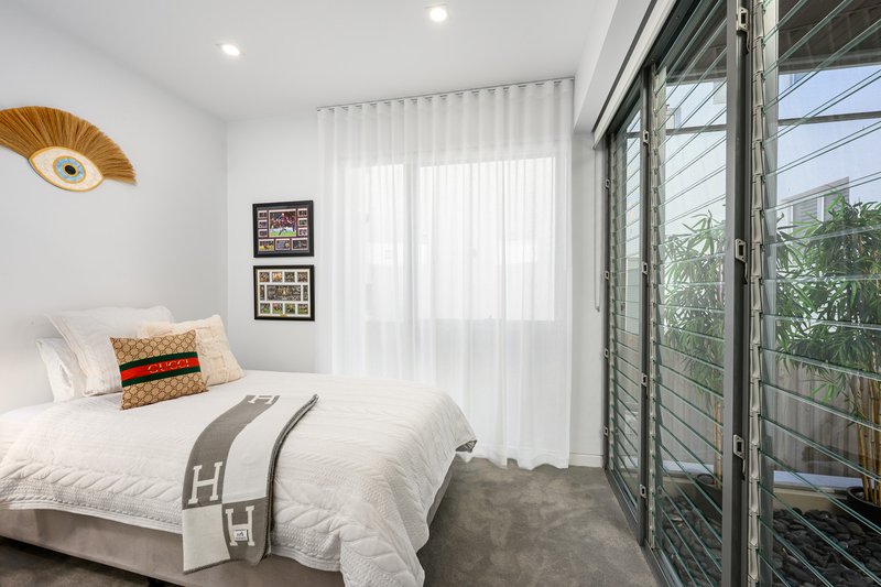 Photo - 68 Marine Parade, Maroubra NSW 2035 - Image 8