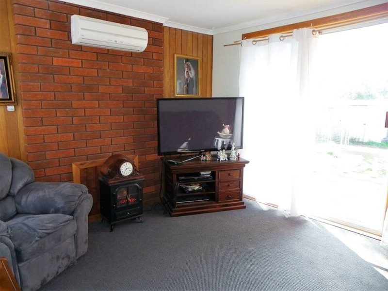 Photo - 68 Martin Street, Wynyard TAS 7325 - Image 5