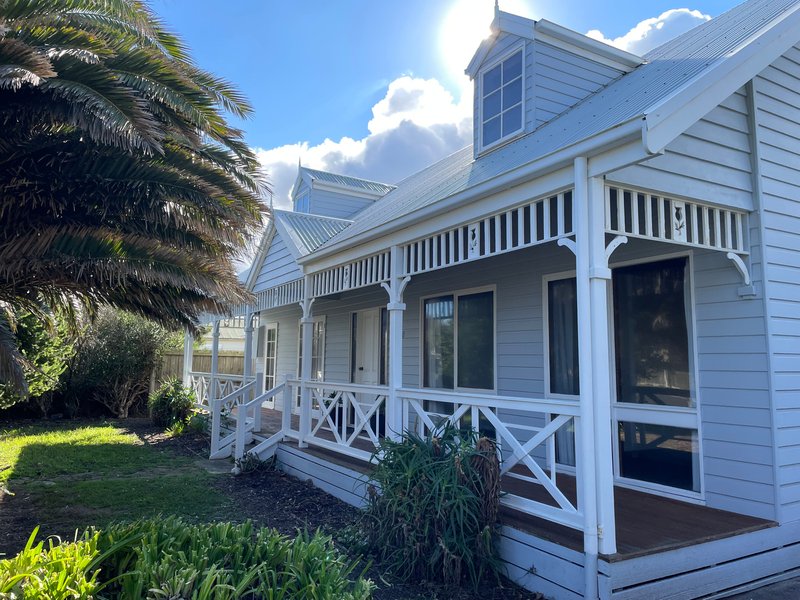 Photo - 68 Merrett Street, Peterborough VIC 3270 - Image 2