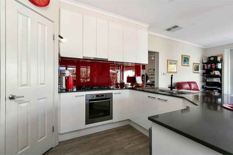 Photo - 68 Moore Avenue, Nuriootpa SA 5355 - Image 6