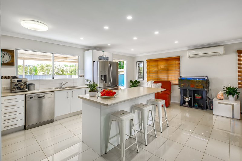 Photo - 68 North Street, Kedron QLD 4031 - Image 3