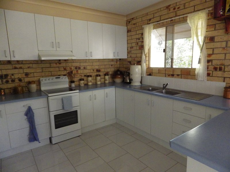 Photo - 68 Northern Road, Roma QLD 4455 - Image 11