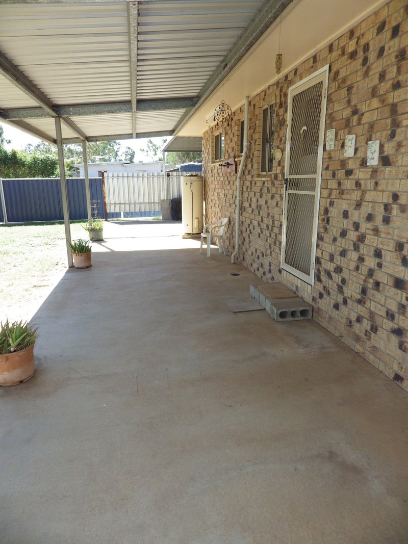 Photo - 68 Northern Road, Roma QLD 4455 - Image 17