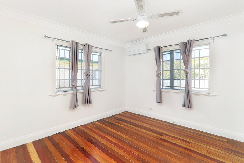 Photo - 68 Norton Street, Upper Mount Gravatt QLD 4122 - Image 4