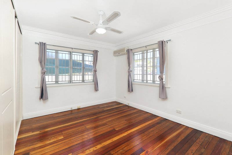 Photo - 68 Norton Street, Upper Mount Gravatt QLD 4122 - Image 6