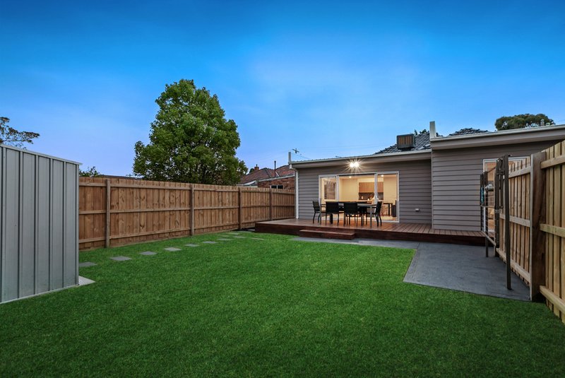 Photo - 68 Oakhill Avenue, Reservoir VIC 3073 - Image 18