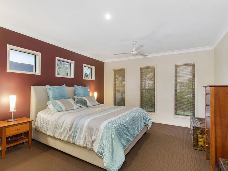 Photo - 68 Observatory Drive, Reedy Creek QLD 4227 - Image 5