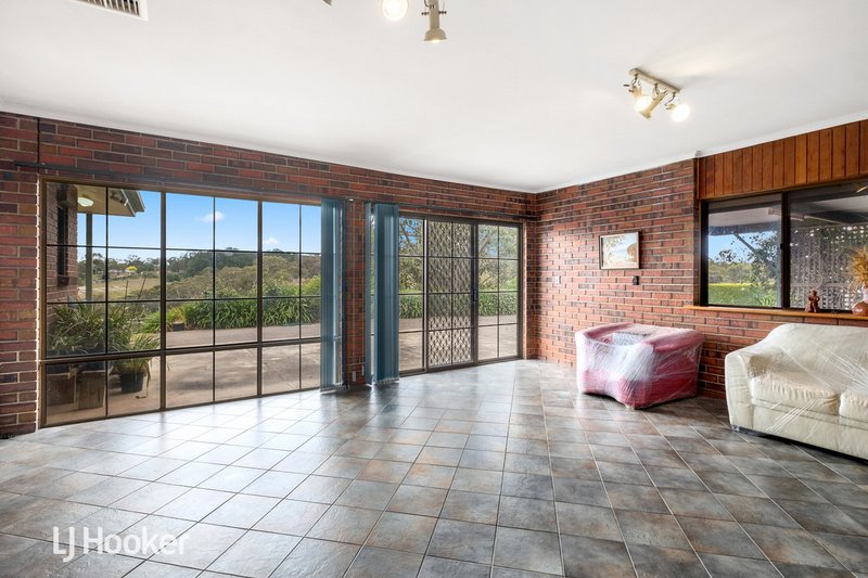 Photo - 68 Olave Hill Road, Upper Sturt SA 5156 - Image 16