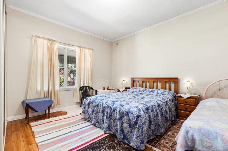 Photo - 68 Overland Road, Croydon Park SA 5008 - Image 5