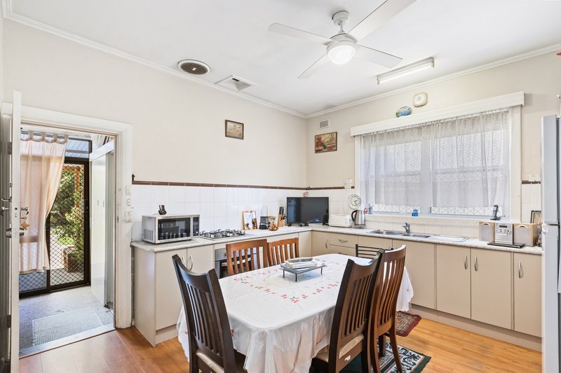 Photo - 68 Overland Road, Croydon Park SA 5008 - Image 7