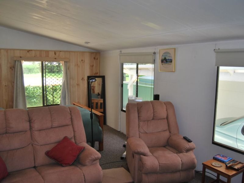 Photo - 68 Pelican Park Pacific Highway, Nambucca Heads NSW 2448 - Image 11