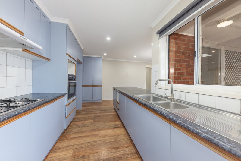 Photo - 68 Phillip Drive, Sunbury VIC 3429 - Image 2