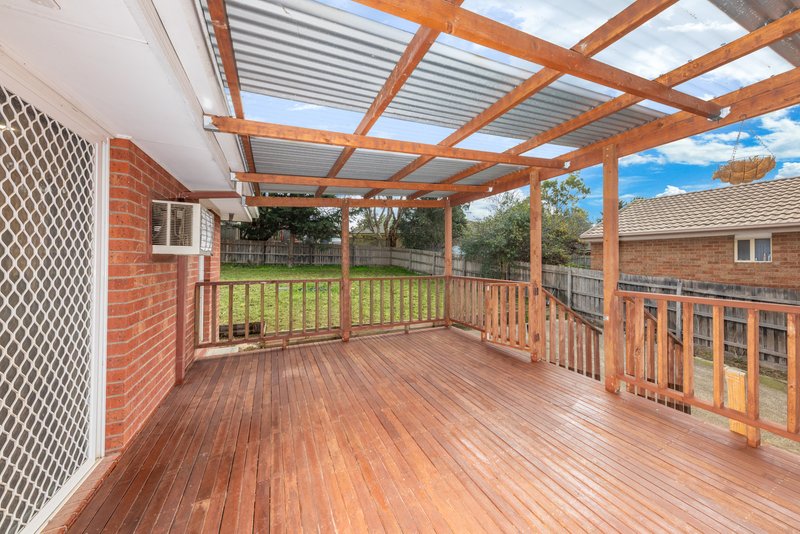 Photo - 68 Phillip Drive, Sunbury VIC 3429 - Image 10