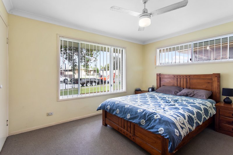 Photo - 68 Phillip Parade, Deception Bay QLD 4508 - Image 4