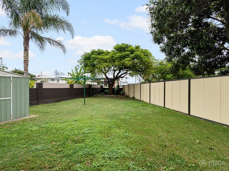 Photo - 68 Pleystowe Crescent, Hendra QLD 4011 - Image 7