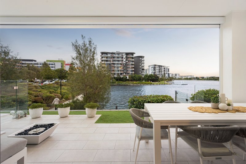 Photo - 68 Reflection Crescent, Birtinya QLD 4575 - Image 2