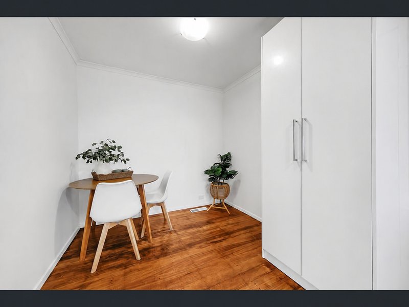 Photo - 68 Ripplebrook Drive, Broadmeadows VIC 3047 - Image 11