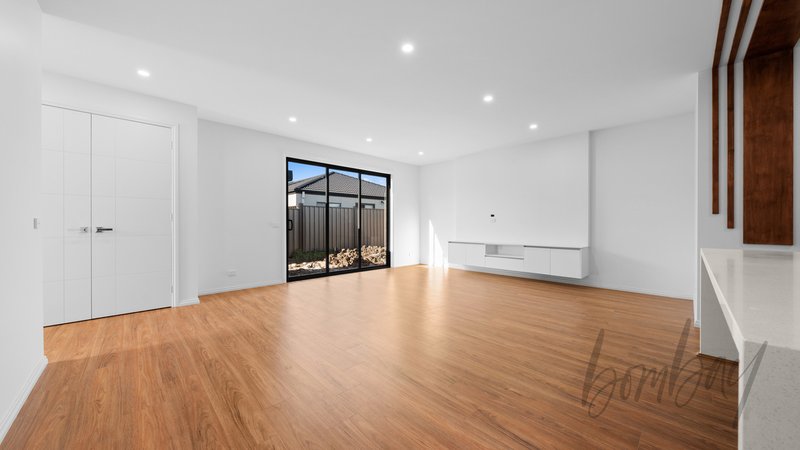 Photo - 68 Rulingia Road, Donnybrook VIC 3064 - Image 6