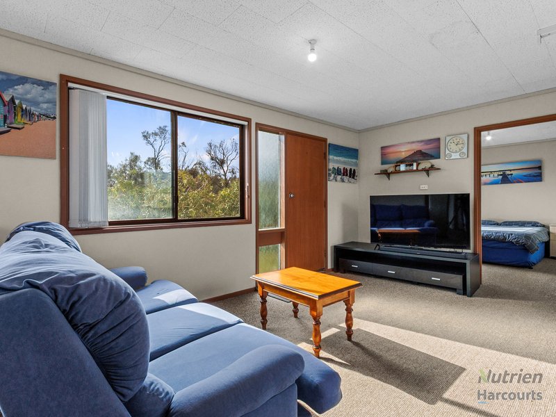 Photo - 68 Sheoak Road, The Pines SA 5577 - Image 7