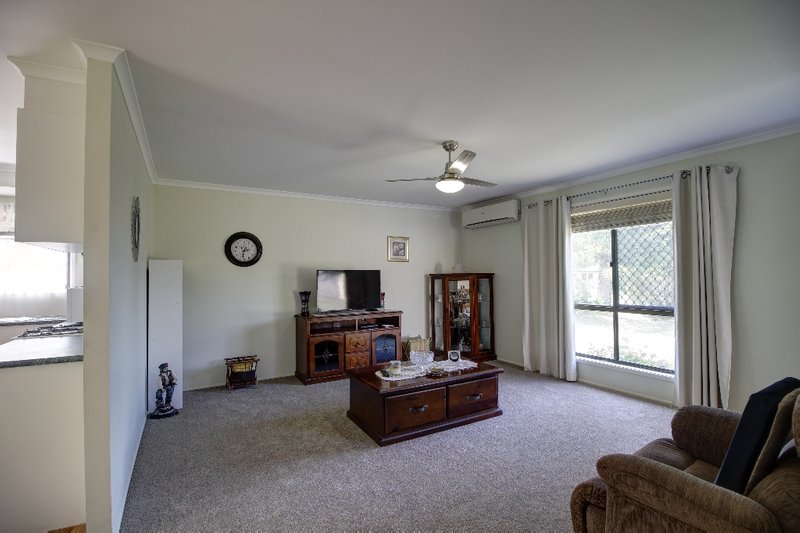 Photo - 68 South Queensborough Parade, Karalee QLD 4306 - Image 10