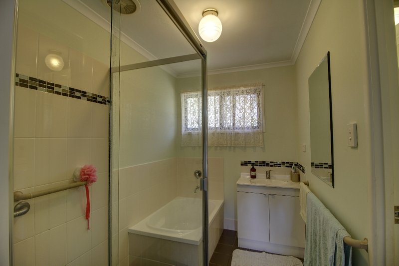 Photo - 68 South Queensborough Parade, Karalee QLD 4306 - Image 18