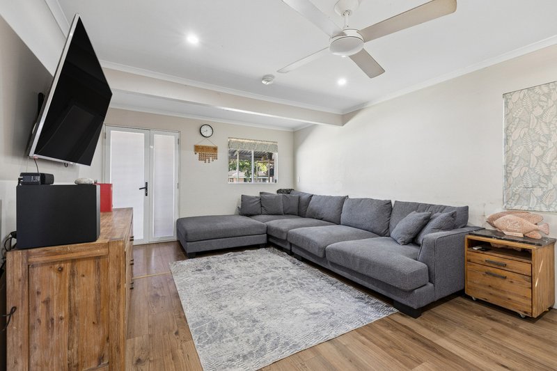 Photo - 68 Spitfire Avenue, Strathpine QLD 4500 - Image 4