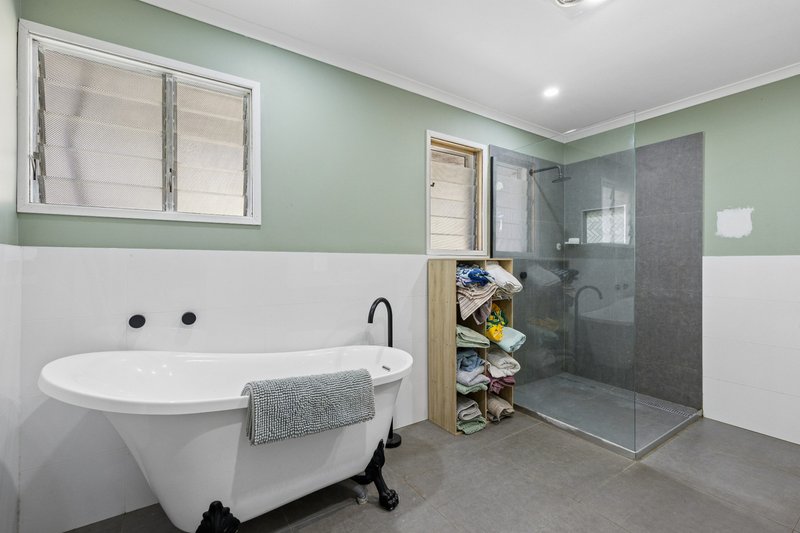 Photo - 68 Spitfire Avenue, Strathpine QLD 4500 - Image 5