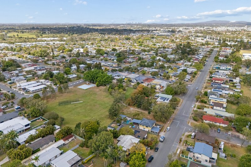 Photo - 68 Spitfire Avenue, Strathpine QLD 4500 - Image 20
