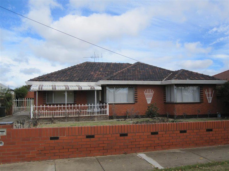 68 Station Street, Sunbury VIC 3429