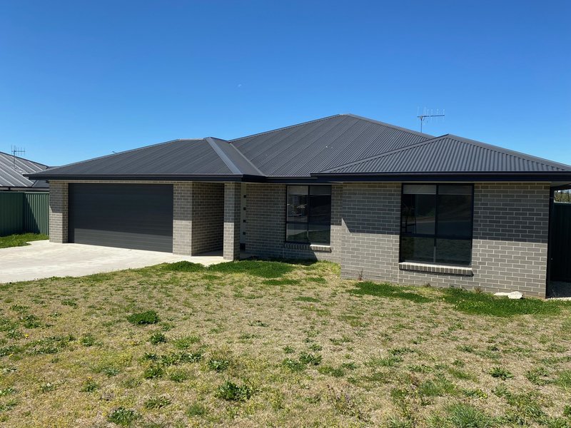 Photo - 68 Sunbright Road, Kelso NSW 2795 - Image 2