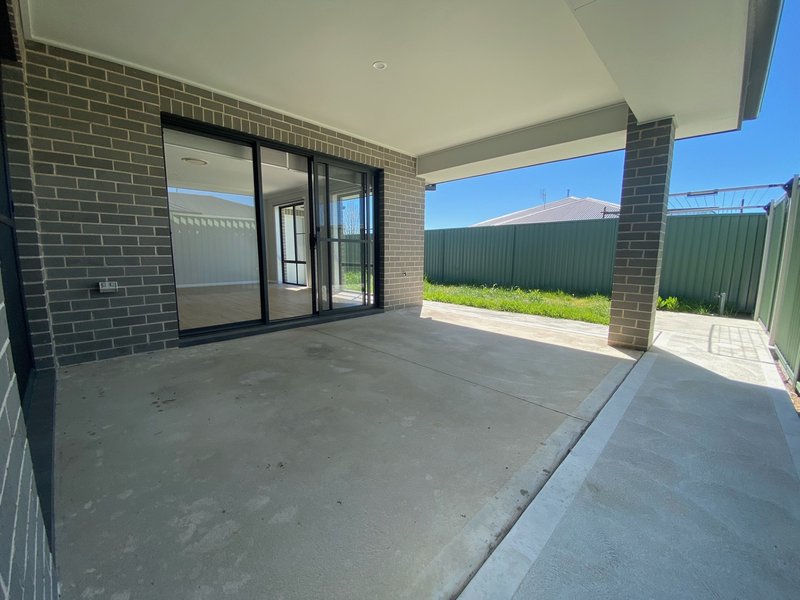 Photo - 68 Sunbright Road, Kelso NSW 2795 - Image 15
