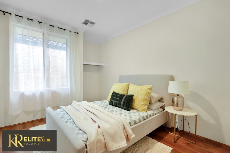 Photo - 68 Sunstone Boulevard, Treeby WA 6164 - Image 13