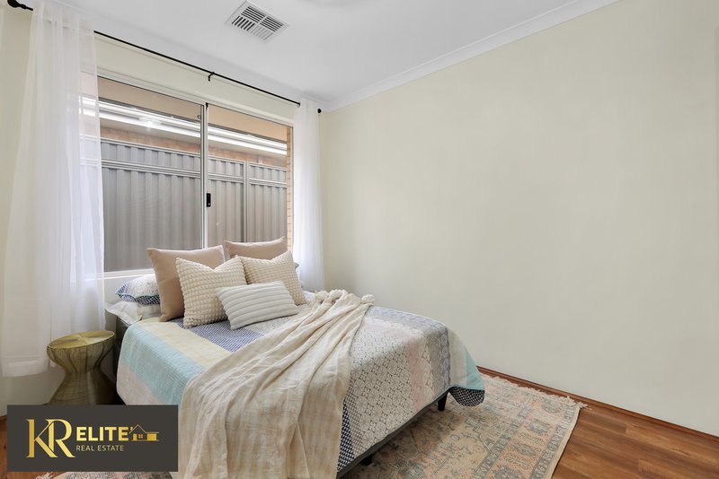 Photo - 68 Sunstone Boulevard, Treeby WA 6164 - Image 14