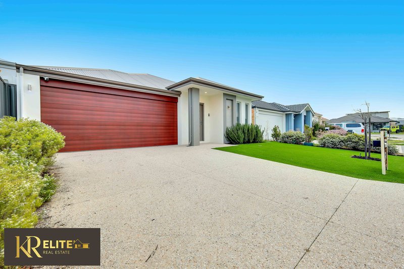 Photo - 68 Sunstone Boulevard, Treeby WA 6164 - Image 24