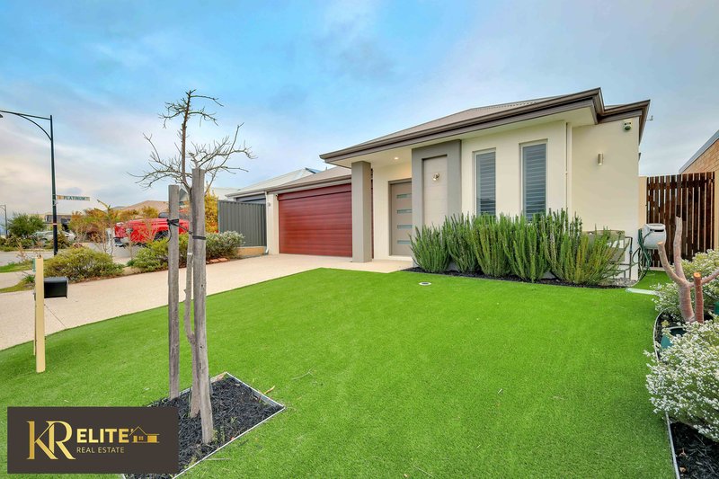 Photo - 68 Sunstone Boulevard, Treeby WA 6164 - Image 26