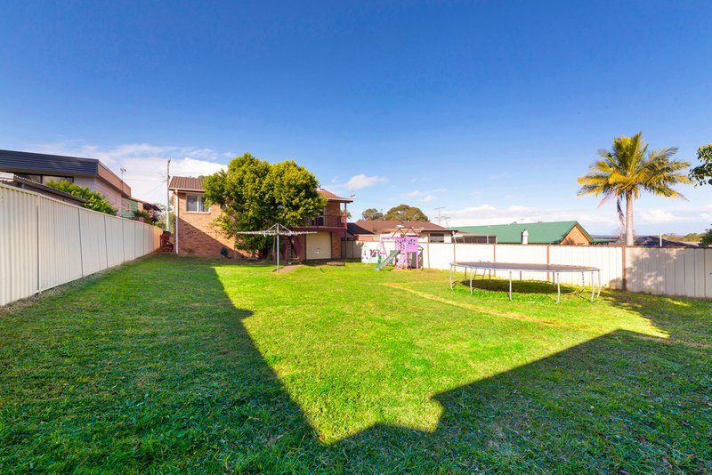 Photo - 68 Taronga Avenue, San Remo NSW 2262 - Image 6