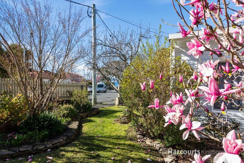 Photo - 68 Taroona Crescent, Taroona TAS 7053 - Image 2