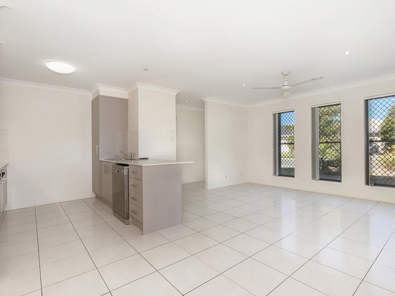 Photo - 68 Taurus Circuit, Coomera QLD 4209 - Image 2