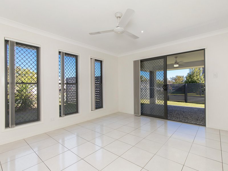 Photo - 68 Taurus Circuit, Coomera QLD 4209 - Image 4