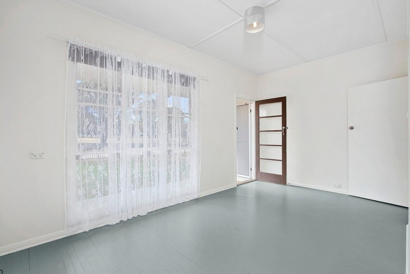 Photo - 68 Tiddy Avenue, Maitland SA 5573 - Image 3