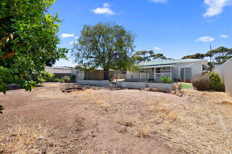 Photo - 68 Tiddy Avenue, Maitland SA 5573 - Image 16