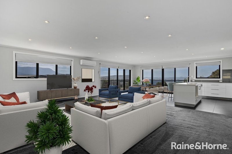 Photo - 68 Tinderbox Road, Blackmans Bay TAS 7052 - Image 4