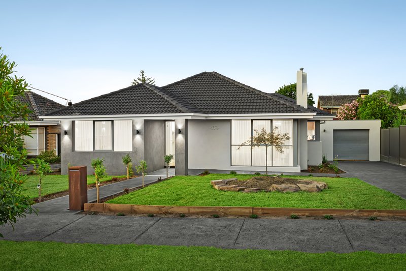 Photo - 68 Wallara Crescent, Bundoora VIC 3083 - Image 2