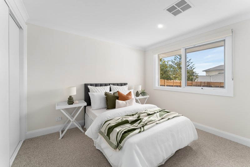 Photo - 68 Wallara Crescent, Bundoora VIC 3083 - Image 20