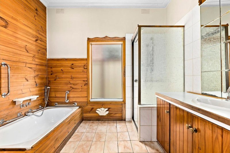 Photo - 68 Walsh Street, Coburg VIC 3058 - Image 5