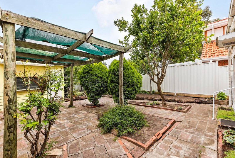 Photo - 68 Walsh Street, Coburg VIC 3058 - Image 7