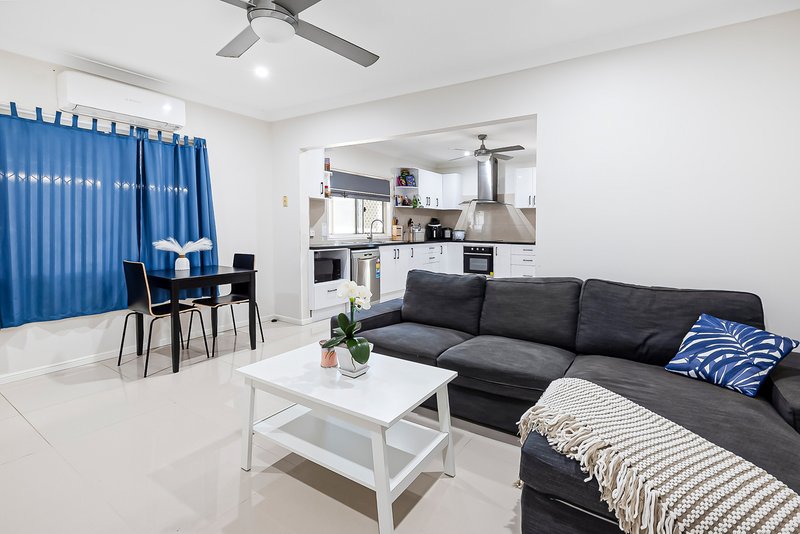 Photo - 68 Willow Street, Inala QLD 4077 - Image 3