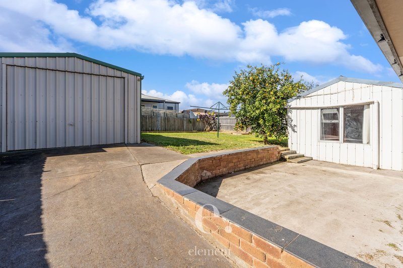 Photo - 68 Wingarra Drive, Grovedale VIC 3216 - Image 8