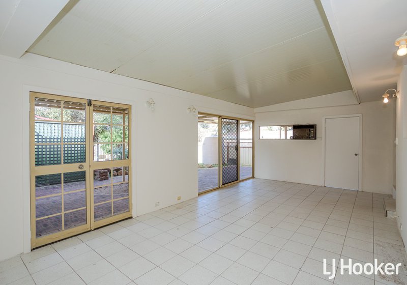 Photo - 68 Yale Road, Thornlie WA 6108 - Image 16