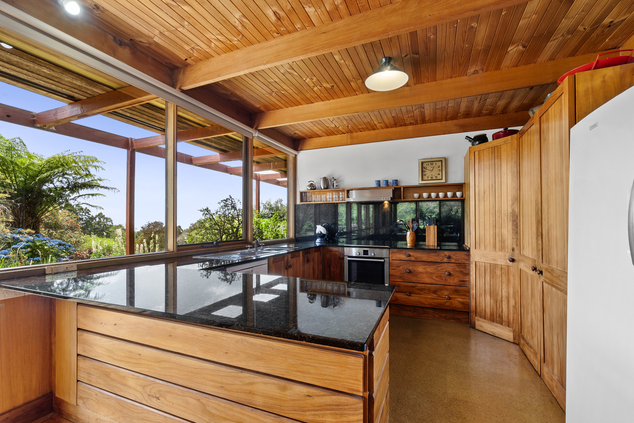 5-bedroom house at 680 Erskine Falls Road, Lorne, VIC 3232, Surf Coast, Victoria